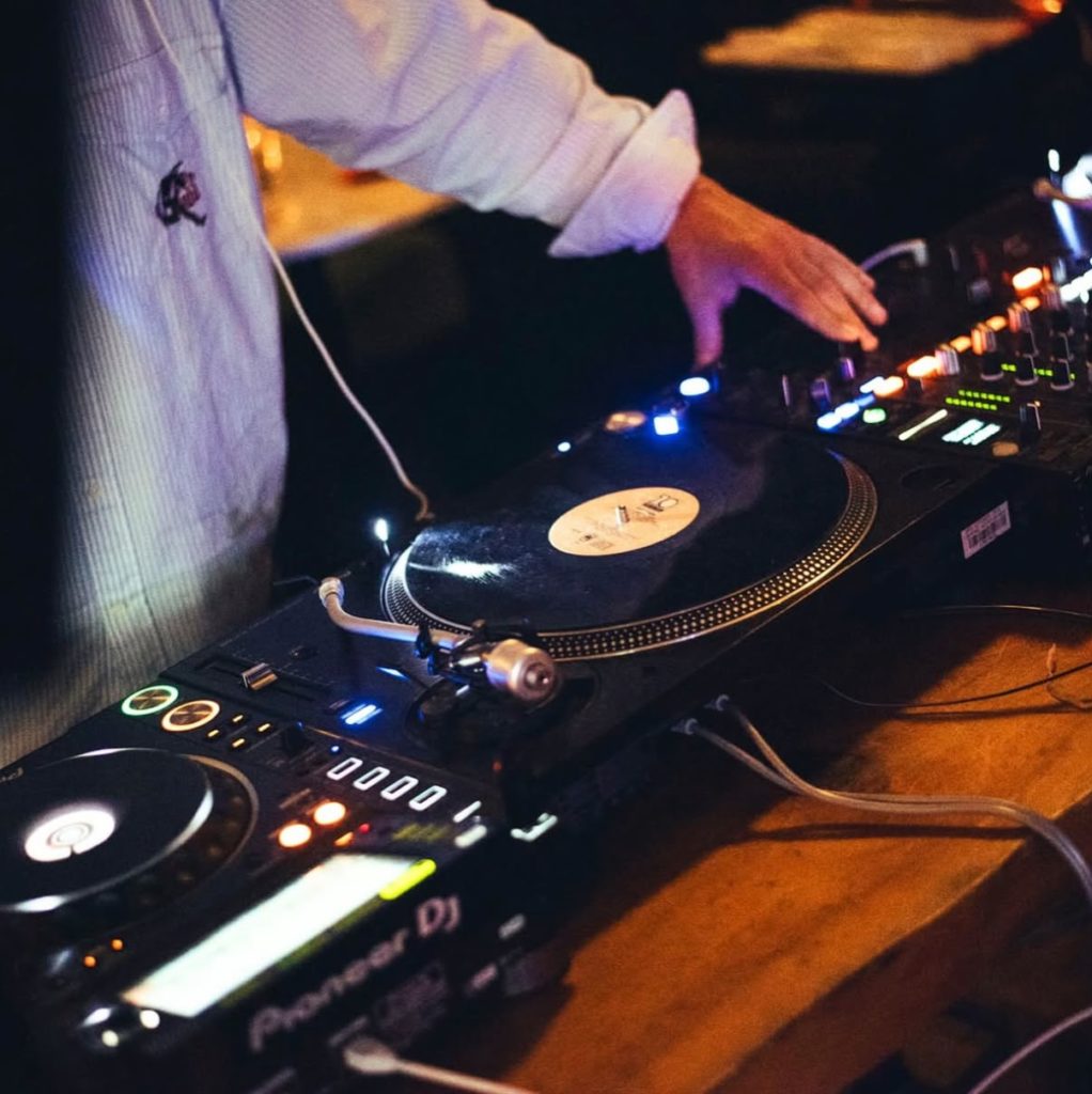BULLITT X SOULFUL SUNDAYS VINYL SESSION WITH GHOST